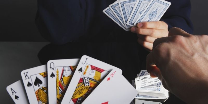 Chiến thuật đi bài thông minh trong tiến lên miền Bắc